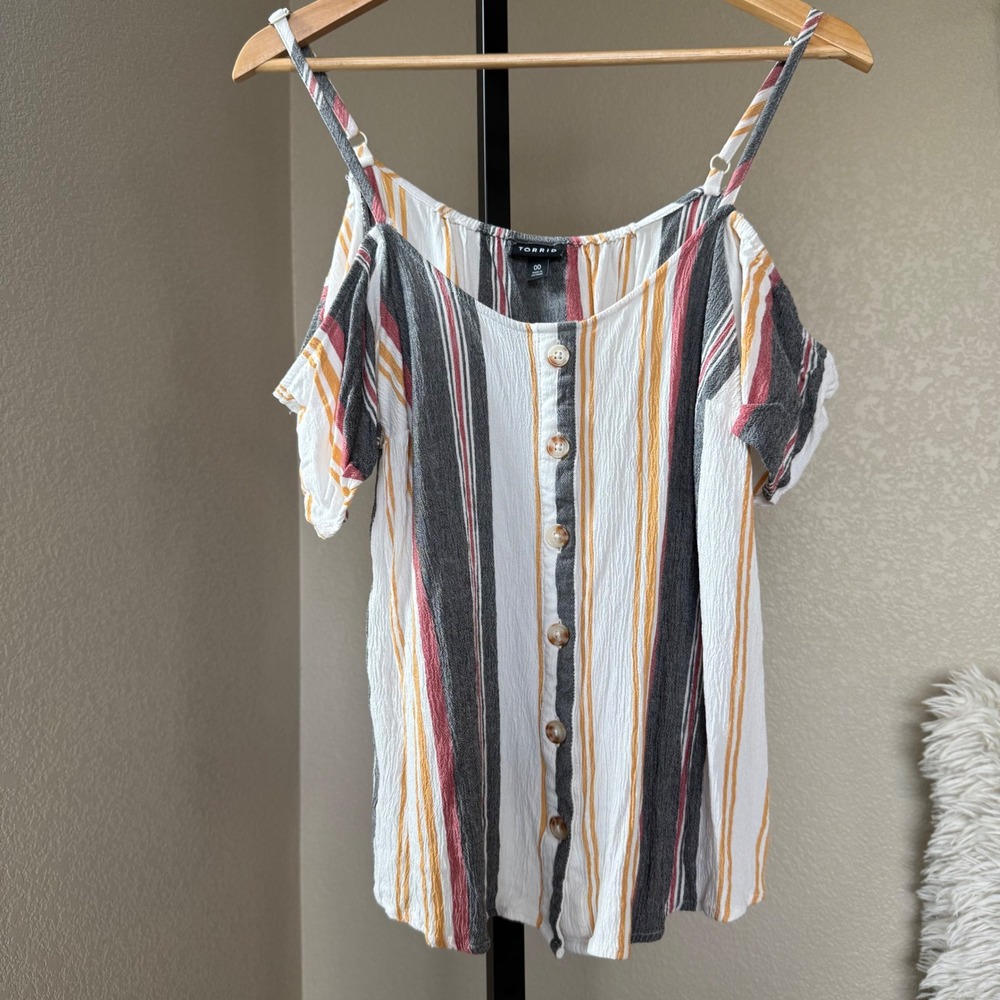 Torrid Cold Shoulder Top Button Down Striped‎ Casual Blouse Size 00